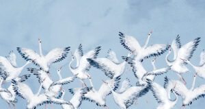 Kraanvogel behang voor babykamer met vliegende vogels tegen een blauwe lucht - Vleugelslag